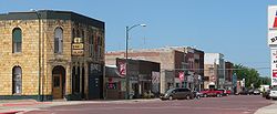 Lincoln Avenue, looking southwest from 5th Street, July 2010