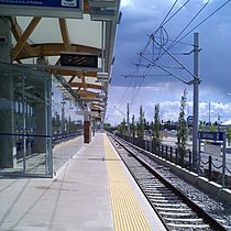 Overhead lines on the Edmonton Capital Line.