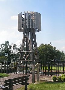 Vertikalachs- windmühle als Antrieb für ein Pumpwerk (Paasloo, Niederlande, 1899)