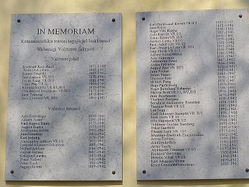 Plaque on Toompea, the building of the Government of Estonia, commemorating government members killed by communist terror