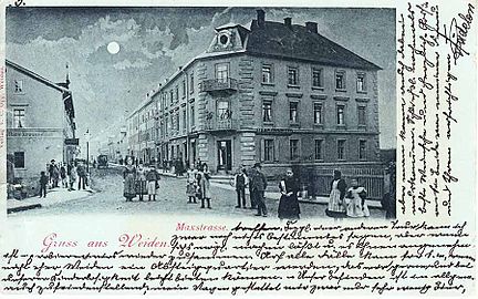 Postkarte aus dem Verlag C. Ogg. Sie zeigt die Maxstraße in Weiden i. d. OPf. um 1900