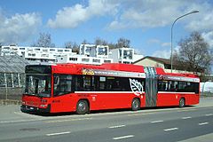 Ein Volvo 7700 Gasgelenkbus