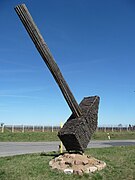 Skulptur „Hammer“ aus Rebknorzen