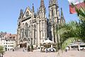 Mulhouse Reunion Meydanı ve Protestan Temple Saint-Étienne Kilisesi