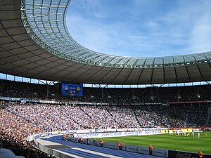 Berlin Olimpiyat Stadyumu