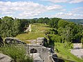 Blick über das Burggelände zur Scharfen Ecke