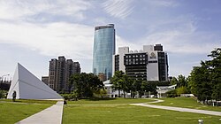 The CMP Block Museum of Arts with the Shr-Hwa International Tower (middle) and Park Lane by CMP (right) in the background.