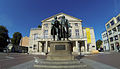 Das Denkmal auf dem Theaterplatz in Weimar (2013)