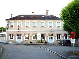 The town hall in Blennes