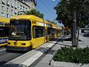 Haltestelle am Straßenbahngleiskörper, hier am Pirnaischen Platz