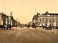 Schloßbrücke vom Lustgarten, dahinter das Forum Fridericianum, um 1900