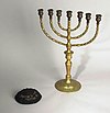 Yarmulke und Menorah