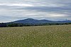 Rossert und nördliche Nebenkuppe, rechts der Atzelberg mit Fernmeldeturm