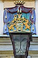 Das Wappen der Rothschilds am Eingang