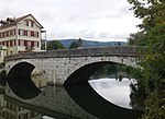 Birsbrücke (1823) und Brunnen (1840)