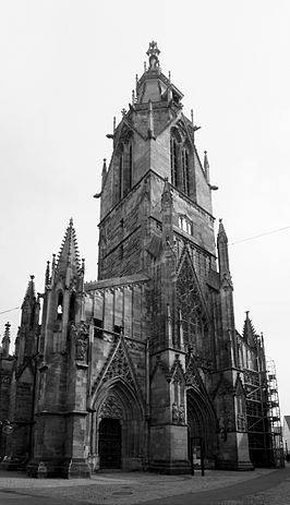 Toren en westelijk portaal