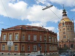 Verwaltungsbau und Wasserturm