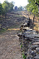 Wat Saphan Hin, im Hintergrund Phra Attharot