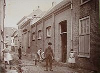 Ca 1875, Gasthuisstraat, Grave. Vermoedelijk tegenover het gasthuis. Het pand is afgebroken.