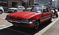 Opel Manta Berlina (1975–1979)