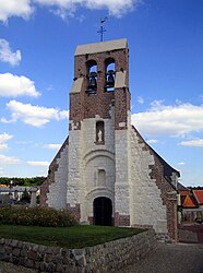 The church in Pont-de-Metz