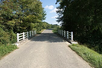 Bridge over the D139.