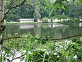 Großer Harthteich, ehemaliges Freibad; Blick nach Süden mit den Freibadgebäuden