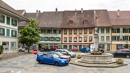 Brunnen und Brunnenplatz