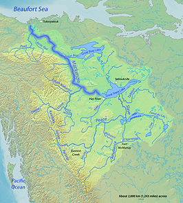 Tussen het Athabascameer en het Great Slave Lake stroomt de Slave