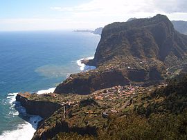 Penha de Águia in Faial