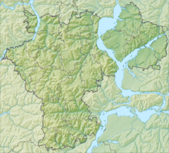 Mapa konturowa obwodu uljanowskiego, na dole znajduje się owalna plamka nieco zaostrzona i wystająca na lewo w swoim dolnym rogu z opisem „Zbiornik Saratowski”