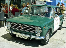 SEAT 124