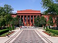 Rotes Universitäts-Hauptgebäude