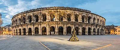 Arena Nîmes, salah satu peninggalan Romawi di Prancis