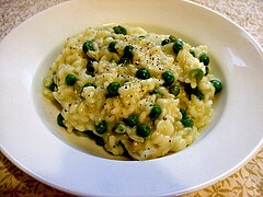 Ρυζότο με μπιζέλια (Risotto con piselli).