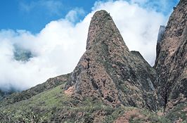 De Īʻao Needle in de West Maui Mountains