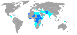 Lopende (blauw) en voormalige (lichtblauw) VN-vredesoperaties anno 2014.