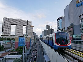 EMU-A2 with Elephant Building behind at Ratchayothin station.