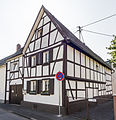 Zweigeschossiger, giebelständiger Ständerbau