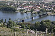 Donauviaduct B33a, dat ook de B33 kruist