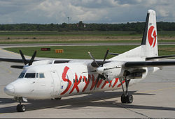 Fokker 50 der Skyways Express