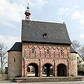 Torhalle Lorsch (aus 40 Bildern zusammengesetzt, 100 MPixel)