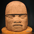 Olmekischer Kolossalkopf (Olmec head, Cabeza olmeca), Nationalmuseum für Anthropologie (Mexiko), Mexiko-Stadt