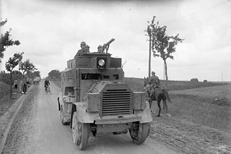 Sd.Kfz.3 with mounted MG