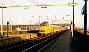 Station Zoetermeer tot 1992 met een intercity van het type "hondekop".