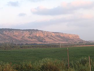 Blick vom Kibbutz Ma'agan Michael auf die Süd-West-Seite des Karmel
