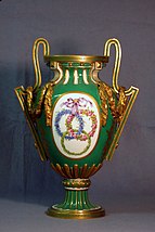Sèvres-Vase, um 1768