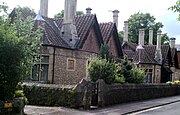 Almshouses in Polebarn Road