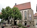 Ehemalige Franziskanerkirche mit Kreuzgang (mit Grabmalen), seit 1903 Stadtmuseum