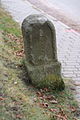 Halbmeilenstein vor der Restaurierung